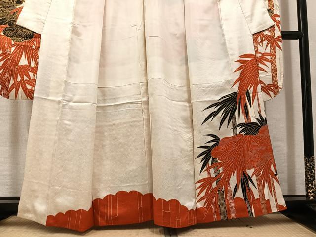 平和屋着物●豪華振袖　駒刺繍　飛鶴風景草花文　金彩　金通し地　正絹　逸品　AABK5311ph