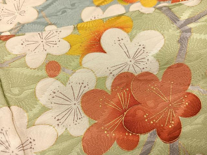 平和屋着物●豪華振袖　駒刺繍　梅　金彩　正絹　逸品　AABK5353ph