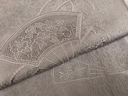 平和屋着物●無地絵羽訪問着　総刺繍　中国三大刺繍　スワトウ刺繍　汕頭刺繍　扇面花地紋　鳩羽鼠色　正絹　逸品　AABK5358ph