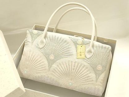 平和屋着物●和装小物　和装バッグ　ハンドバッグ　利休バッグ　西陣織　花青海波　銀糸　帯地使用　逸品　未使用　AABK5528ay