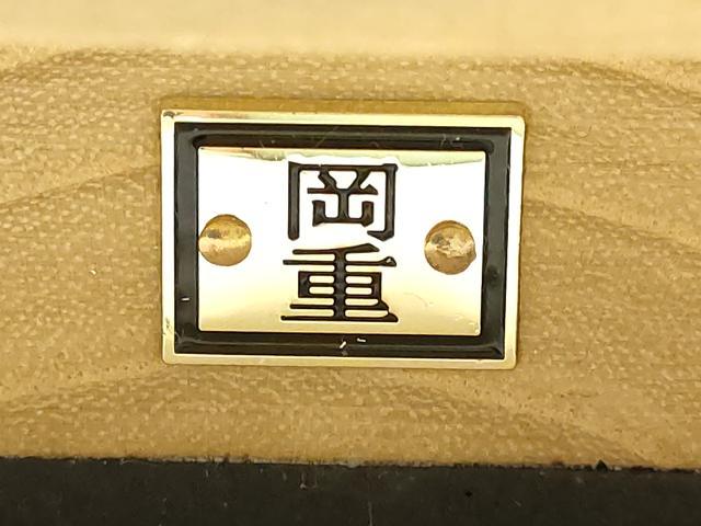 平和屋着物●岡重謹製　OKAJIMA　和装小物　下駄　桐下駄　二枚歯　白木　友禅柄鼻緒　更紗　浴衣　共箱付き　逸品　未使用　AABK5554ay