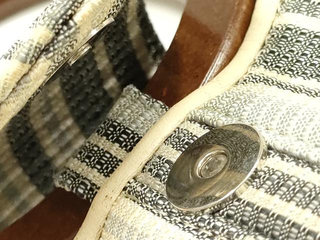 平和屋着物▼和装小物　和装バッグ　ハンドバッグ　木製ハンドル　マグネット式　逸品　AABK5575ay