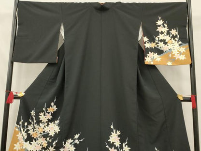 平和屋本店●お引きずり・お引き摺り　訪問着　和装　舞台　舞妓　芸妓　芸者　衣装　枝花文　黒地　金彩　逸品　AABK5620ou