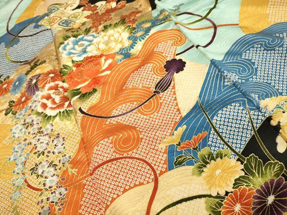 平和屋着物■豪華振袖　駒刺繍　立波地紙花文　金銀彩　ロング丈　正絹　逸品　AABK5643sx
