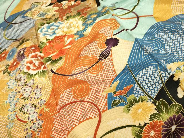 平和屋着物■豪華振袖　駒刺繍　立波地紙花文　金銀彩　ロング丈　正絹　逸品　AABK5643sx