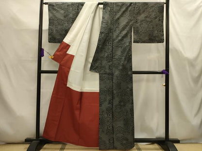 平和屋着物■本場大島紬　7マルキ　亀甲花文　正絹　逸品　AABK5677sx