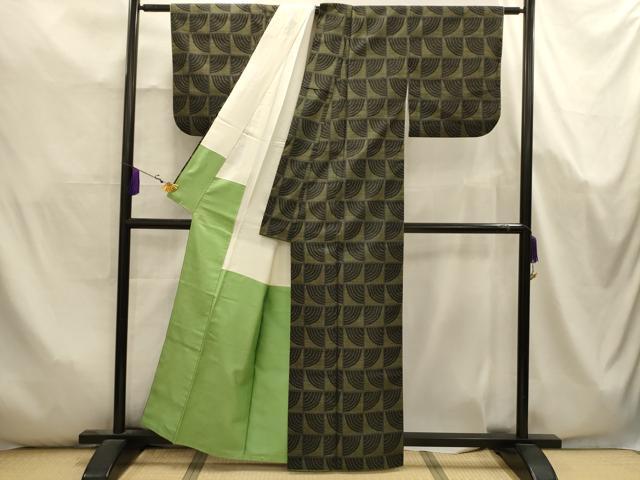 平和屋着物■上質な紬　幾何学文様　黒地　正絹　逸品　AABK5679sx