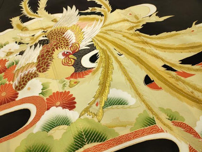 平和屋着物■豪華黒留袖　刺繍　霞取孔雀花文　金銀糸　金彩　正絹　逸品　AABK5739sx