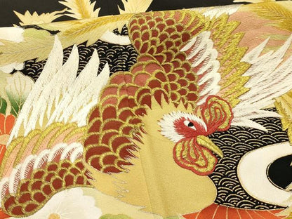 平和屋着物■豪華黒留袖　刺繍　霞取孔雀花文　金銀糸　金彩　正絹　逸品　AABK5739sx