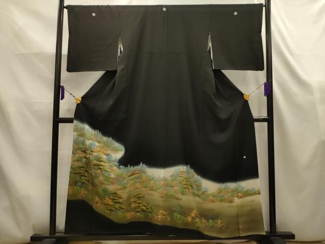 平和屋着物■豪華黒留袖　作家物　霞取り風景文　暈し染め　金彩　正絹　逸品　AABK5823sx