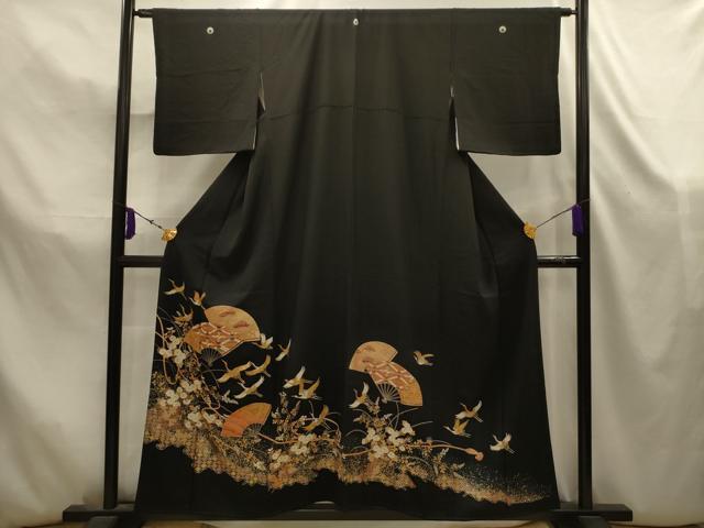 平和屋着物■豪華黒留袖　駒刺繍　扇面飛鶴花文　金彩　正絹　逸品　AABK5846sx