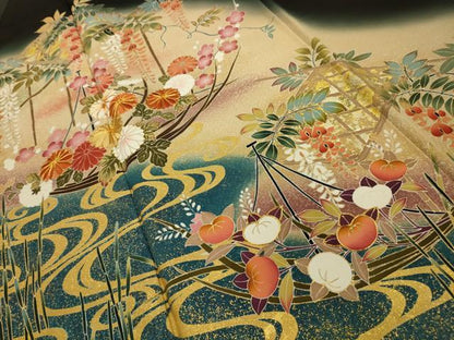 平和屋着物■豪華黒留袖　駒刺繍　流水笹舟花文　暈し染め　金彩　正絹　逸品　AABK5876sx