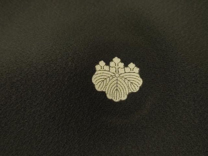 平和屋着物■豪華黒留袖　駒刺繍　流水笹舟花文　暈し染め　金彩　正絹　逸品　AABK5876sx