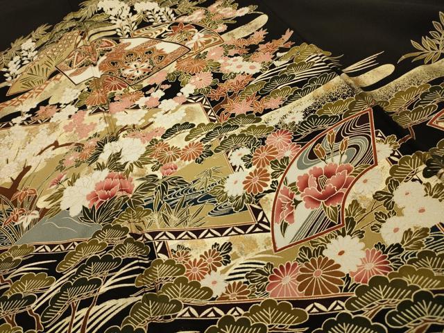 平和屋着物■豪華黒留袖　松竹梅地紙重ね花文　金彩　正絹　逸品　AABK5877sx