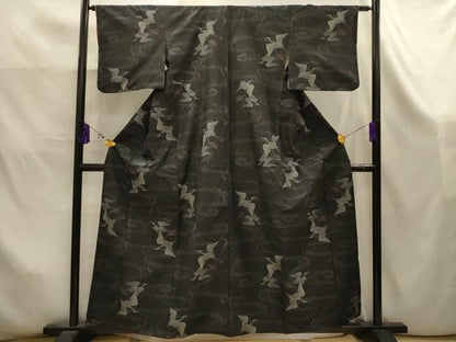 平和屋着物■上質な紬　流水飛鳥文　黒地　正絹　逸品　AABK5944sx