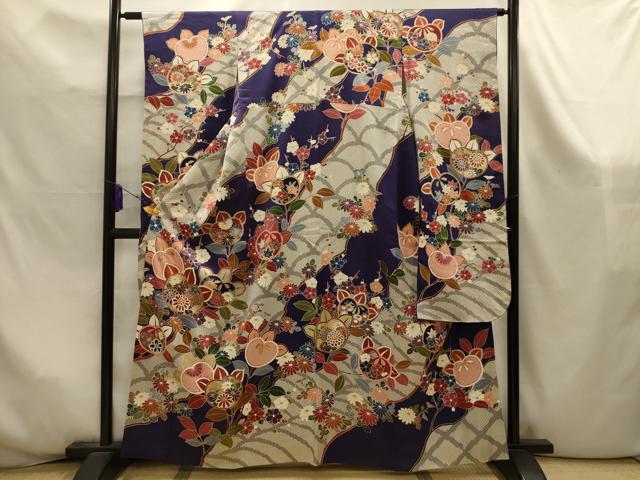平和屋着物■豪華振袖　駒刺繍　草花文　金彩　正絹　逸品　AABK6019sx
