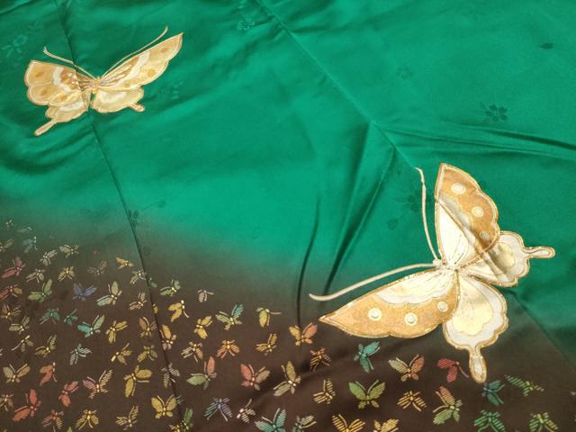 平和屋着物■豪華振袖　駒刺繍　舞蝶文　暈し染め　金彩　正絹　逸品　AABK6026sx