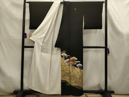 平和屋着物■豪華黒留袖　流水松花文　金銀彩　正絹　逸品　AABK6033sx