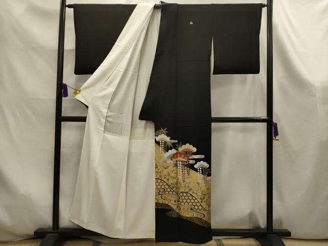 平和屋着物■豪華黒留袖　流水松花文　金銀彩　正絹　逸品　AABK6033sx