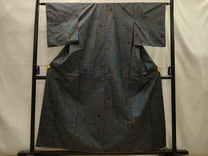 平和屋着物■本場大島紬　7マルキ　亀甲文　正絹　逸品　AABK6125sx