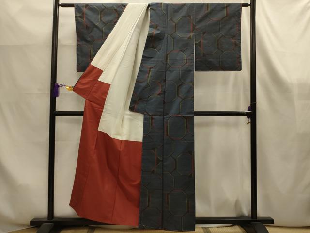 平和屋着物■本場大島紬　7マルキ　亀甲文　正絹　逸品　AABK6125sx