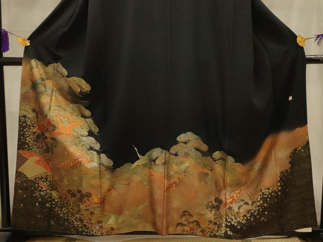 平和屋着物■豪華黒留袖　作家物　駒刺繍　飛鶴浜松文　金銀彩　正絹　逸品　AABK6161sx