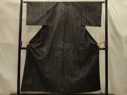平和屋着物■上質な紬　枝花文　黒地　正絹　逸品　AABK6196sx