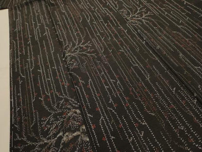 平和屋着物■上質な紬　枝花文　黒地　正絹　逸品　AABK6196sx
