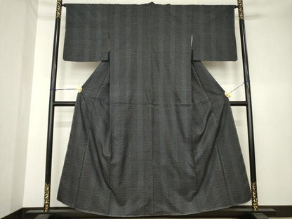 平和屋着物●本場大島紬　7マルキ　幾何学文様　正絹　逸品　AABK6223ck