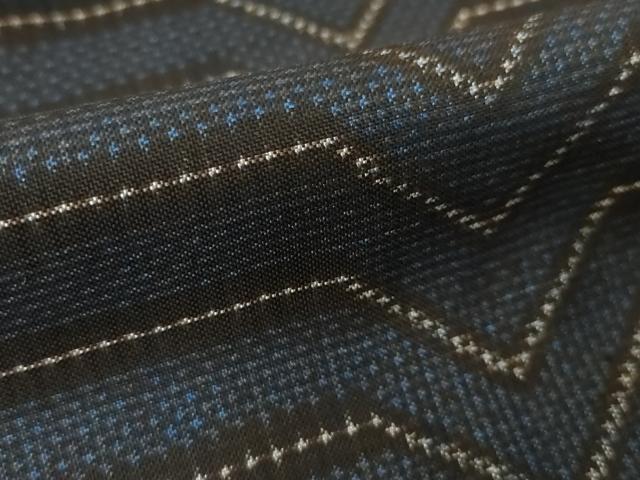平和屋着物●本場大島紬　7マルキ　幾何学文様　正絹　逸品　AABK6223ck