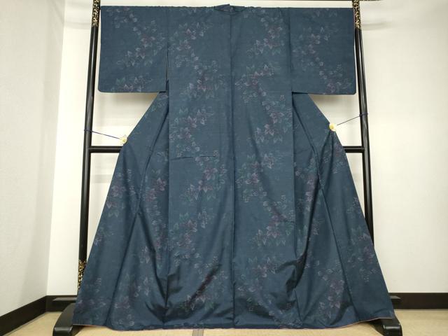 平和屋着物●本場大島紬　9マルキ　花蔦草文　さが美扱い　正絹　逸品　AABK6238ck