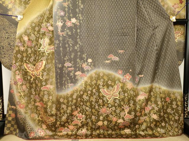 平和屋着物●豪華振袖　駒刺繍　花蝶文　暈し染め　金彩　正絹　逸品　AABK6276ck