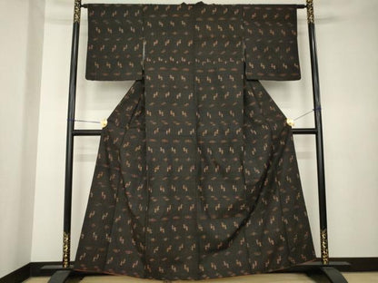 平和屋着物●国指定重要無形文化財　本場久米島紬　手織　正絹　逸品　AABK6319ck