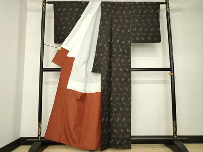 平和屋着物●国指定重要無形文化財　本場久米島紬　手織　正絹　逸品　AABK6319ck