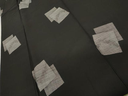 平和屋着物●本場大島紬　9マルキ　地空き　色紙重ね文　黒地　正絹　逸品　AABK6323cs
