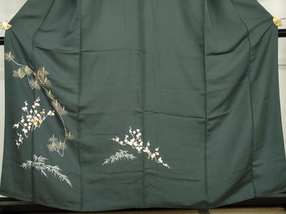 平和屋着物●訪問着　駒刺繍　松竹梅文　正絹　逸品　AABK6376cs