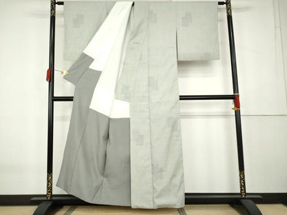 平和屋着物●本場結城紬　重要無形文化財　80亀甲　飛び亀甲　色紙重ね文　奥順謹製　証紙付き　正絹　逸品　AABK6413cs