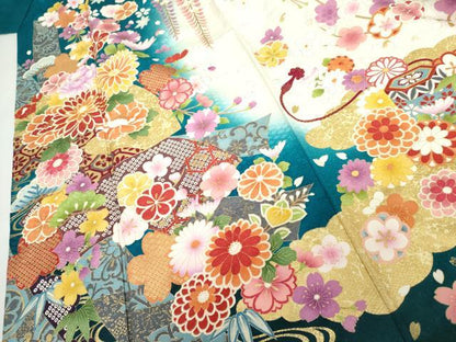 平和屋着物●豪華振袖　駒刺繍　束ね熨斗吉祥草花文　暈し染め　金彩　銀通し地　正絹　逸品　AABK6418cs