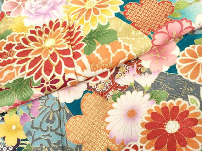 平和屋着物●豪華振袖　駒刺繍　束ね熨斗吉祥草花文　暈し染め　金彩　銀通し地　正絹　逸品　AABK6418cs