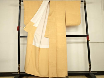 平和屋着物●上質な色無地　エ霞地紋　萱草色　正絹　逸品　AABK6427cs