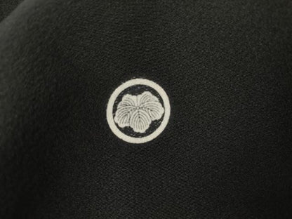 平和屋着物●豪華黒留袖　作家物　駒刺繍　正倉院花文　暈し染め　金彩　正絹　逸品　AABK6445cs