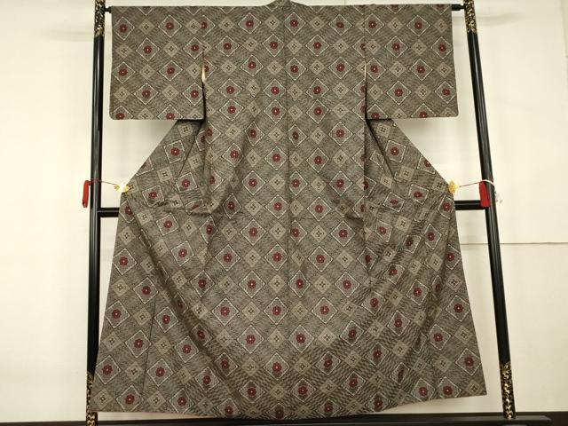 平和屋着物●本場大島紬　龍郷絣　花菱文　正絹　逸品　AABK6453cs