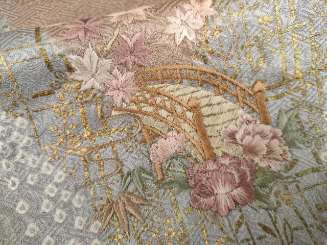 平和屋着物●訪問着　絞り　刺繍　渡り橋風景松竹梅文　金彩　正絹　逸品　AABK6479cs