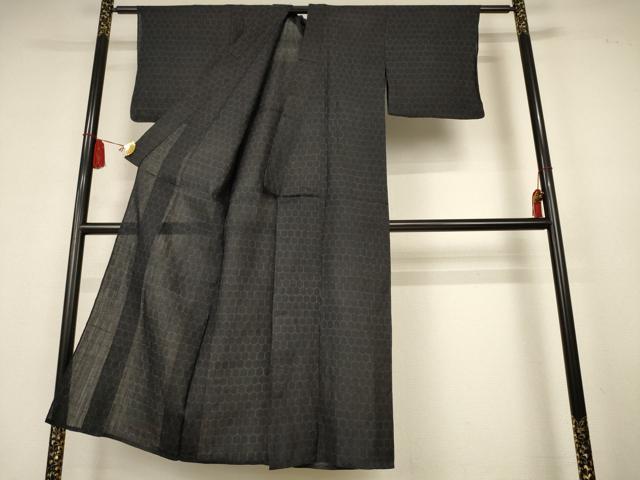 平和屋着物＊夏物　重要無形文化財　本場宮古上布　亀甲文　苧麻　逸品　AABK6641jd