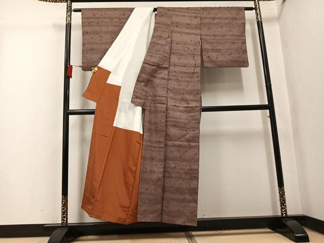 平和屋着物●上質な紬　草花文　正絹　逸品　AABK7008ph