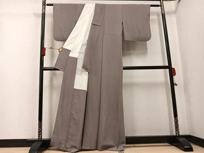 平和屋着物●上質な色無地　胡桃染色　正絹　逸品　AABK7010ph