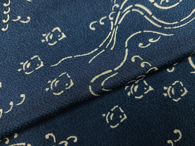 平和屋着物●上質な小紋　藍　型染め　千鳥　鬼しぼ縮緬　正絹　逸品　AABK7027ph