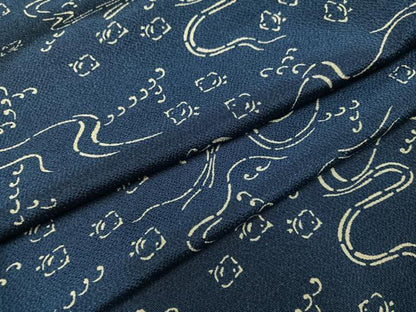 平和屋着物●上質な小紋　藍　型染め　千鳥　鬼しぼ縮緬　正絹　逸品　AABK7027ph