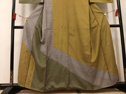 平和屋着物●世界的友禅作家　千地泰弘　本場縞大島紬　訪問着　絞り　菱文　正絹　逸品　AABK7050ph