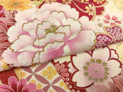 平和屋着物●豪華振袖　刺繍　花蝶文　銀彩　銀通し地　ロング丈　正絹　逸品　AABK7059ph